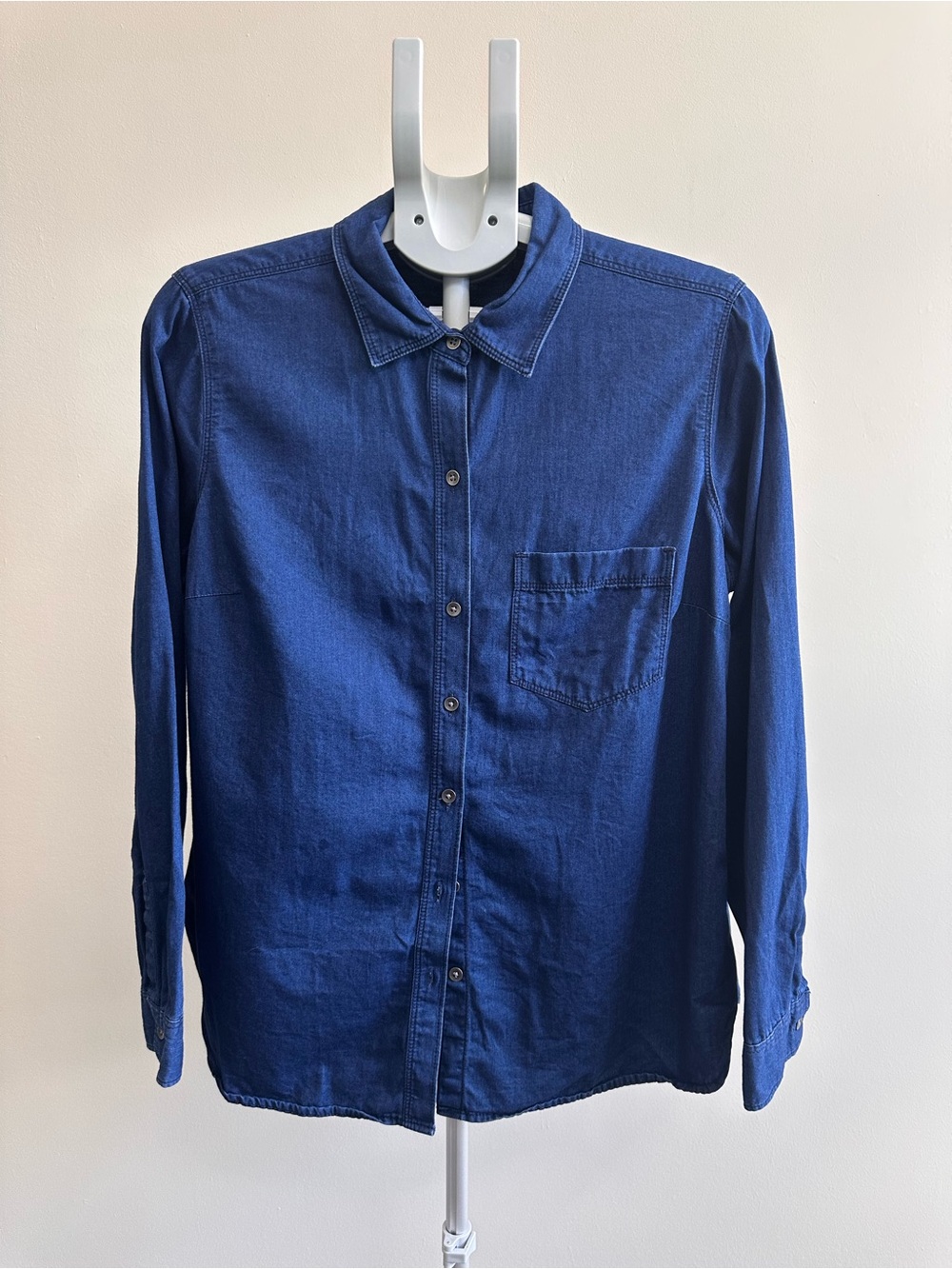 Old Navy Women's Navy Button-Down Shirt